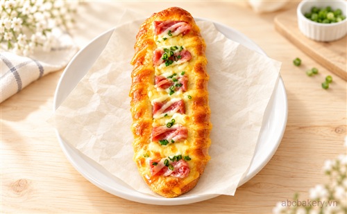 Bánh mì Xúc xích Phô mai hành
